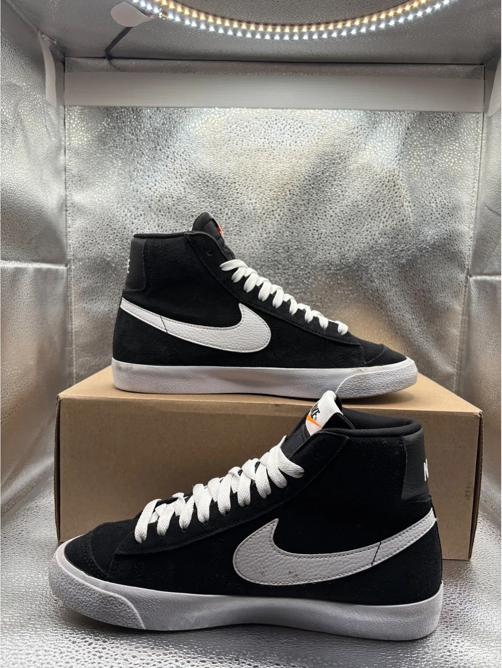Nike blazzer mid 77 suded in black white